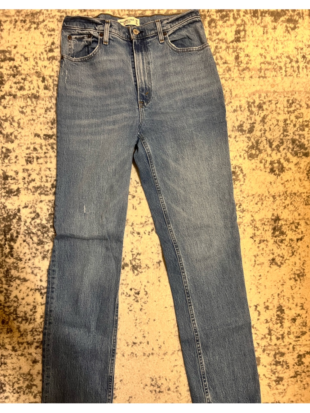 Abercrombie & Fitch Light Blue High-Rise Straight Jeans - 28L